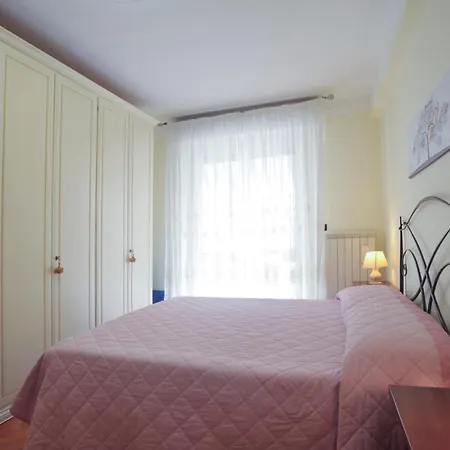 Casa Carina Centro Con Garage Privato Sanremo