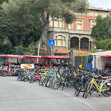 Casa Carina Centro Citta Con Garage Privato Санремо