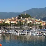 Casa Carina Centro Citta Con Garage Privato * San Remo