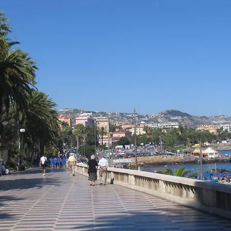 Casa Carina Centro Citta Con Garage Privato * Sanremo