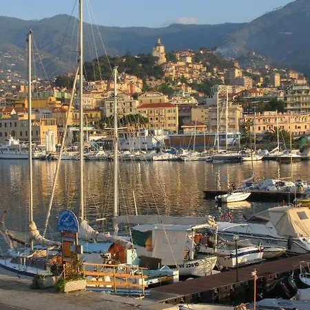 Casa Carina Centro Citta Con Garage Privato Apartman