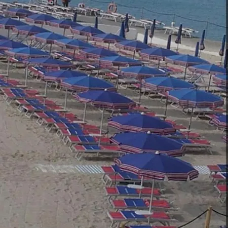 Apartment Casa Carina Centro Citta Con Garage Privato Sanremo