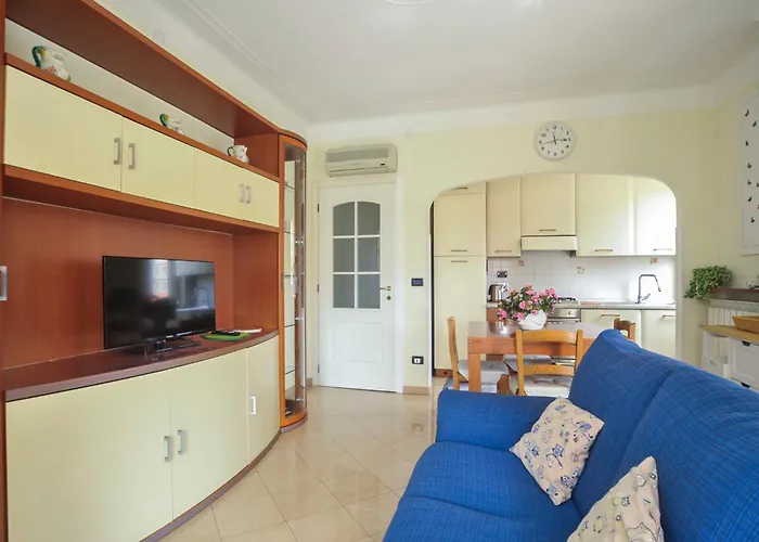 Casa Carina Centro Citta Con Garage Privato * סנרמו