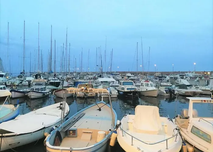 Casa Carina Centro Citta Con Garage Privato 公寓 圣雷默