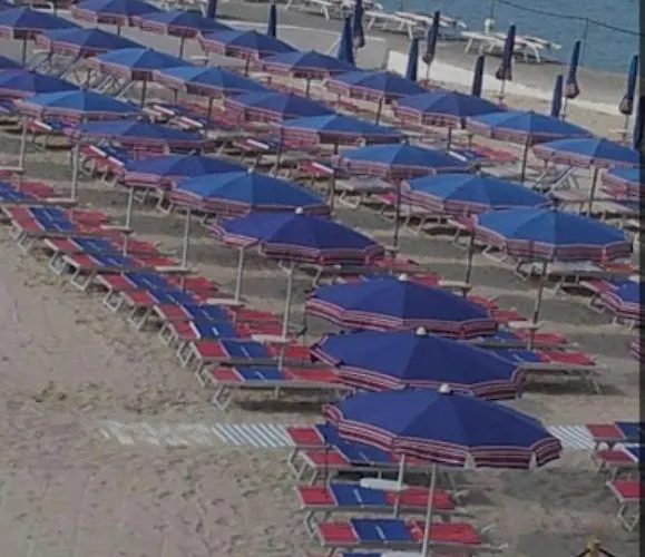 דירה Casa Carina Centro Citta Con Garage Privato סנרמו